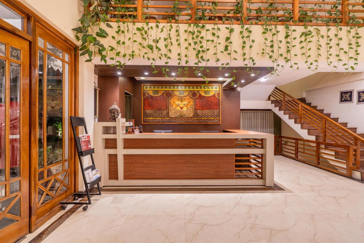 Summit Lillium Hotel & Spa カリンポン エクステリア 写真