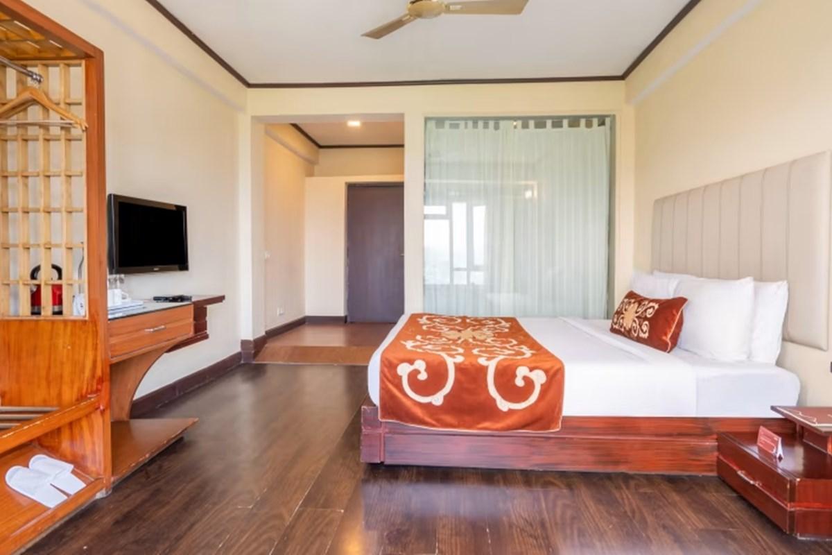 Summit Lillium Hotel & Spa カリンポン エクステリア 写真