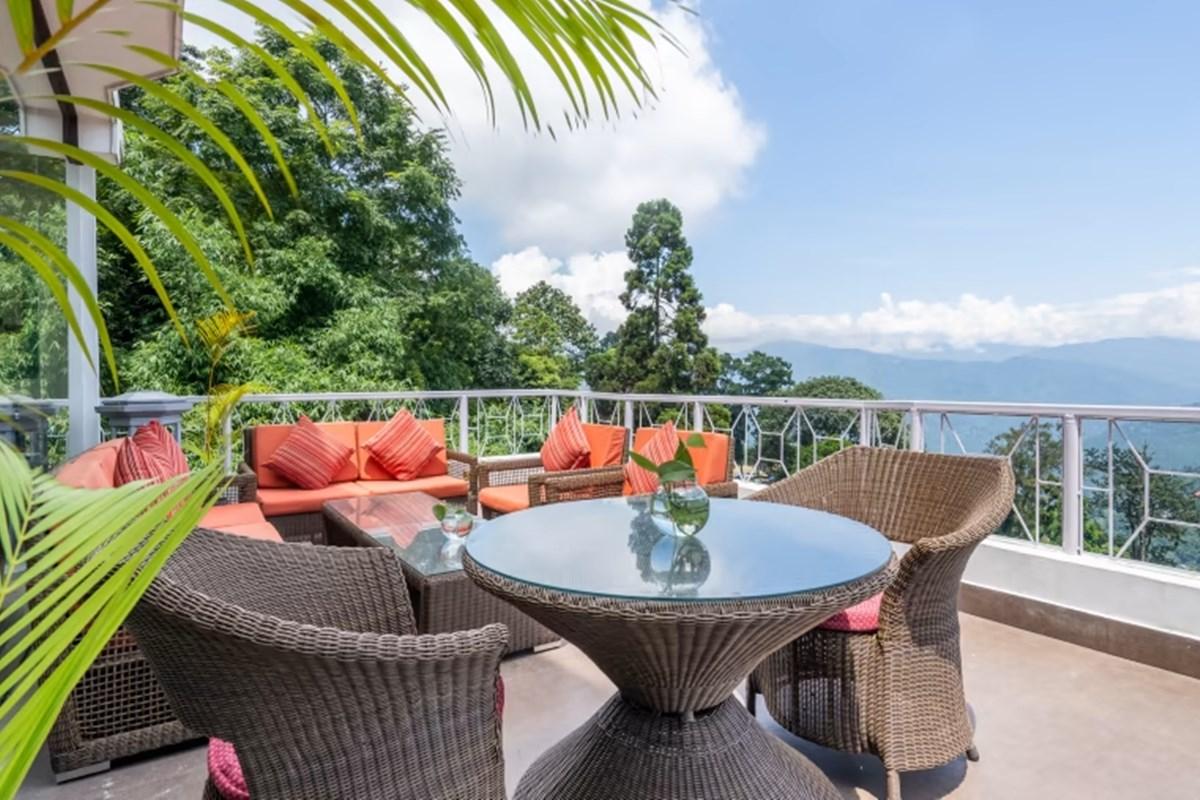 Summit Lillium Hotel & Spa カリンポン エクステリア 写真
