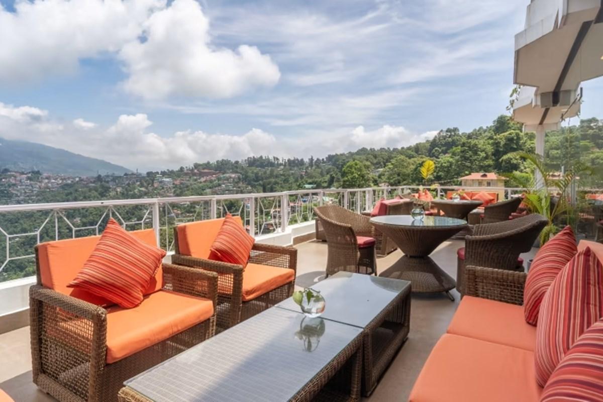 Summit Lillium Hotel & Spa カリンポン エクステリア 写真