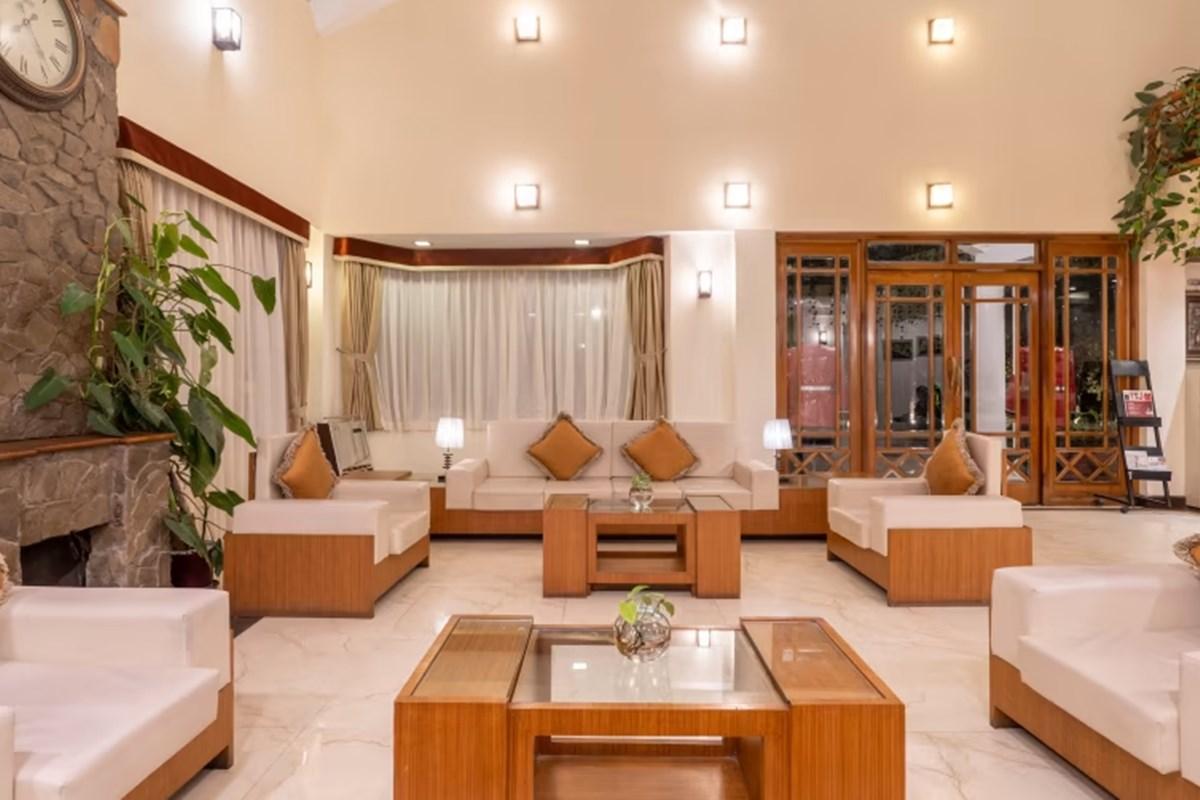Summit Lillium Hotel & Spa カリンポン エクステリア 写真